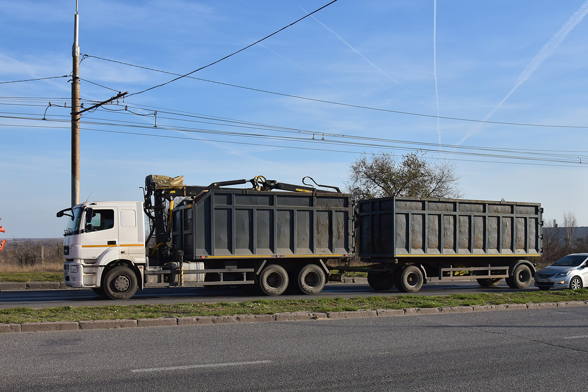 Волгоградская область, № Е 609 ОМ 134 — КамАЗ-65207-S5