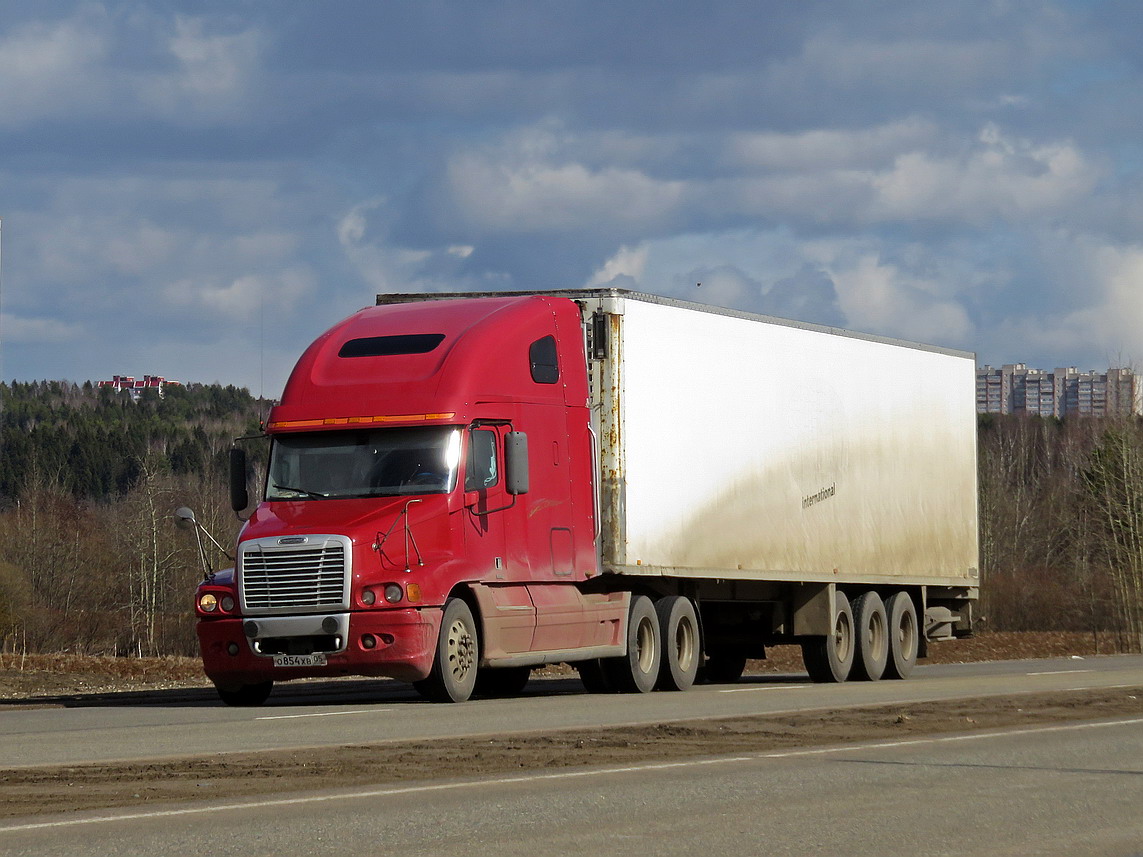 Дагестан, № О 854 ХВ 05 — Freightliner Century Class