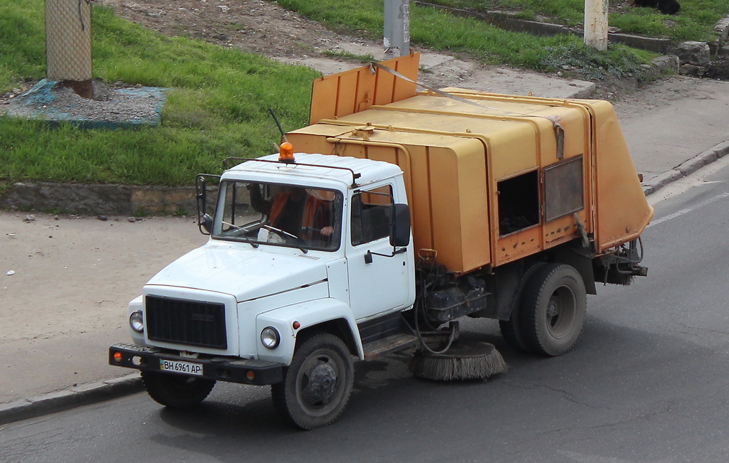 Одесская область, № ВН 6961 АР — ГАЗ-3307