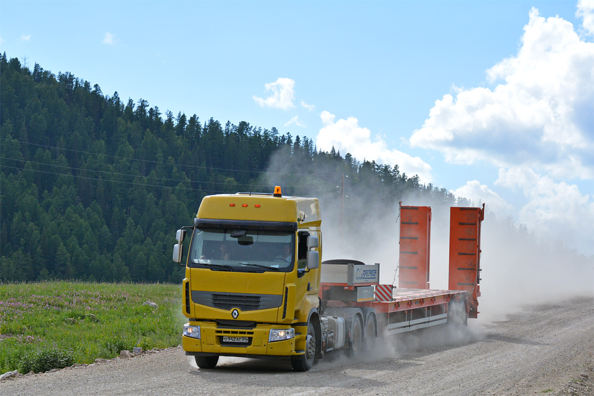 Алтай, № О 942 АС 04 — Renault Premium Lander [X9P]