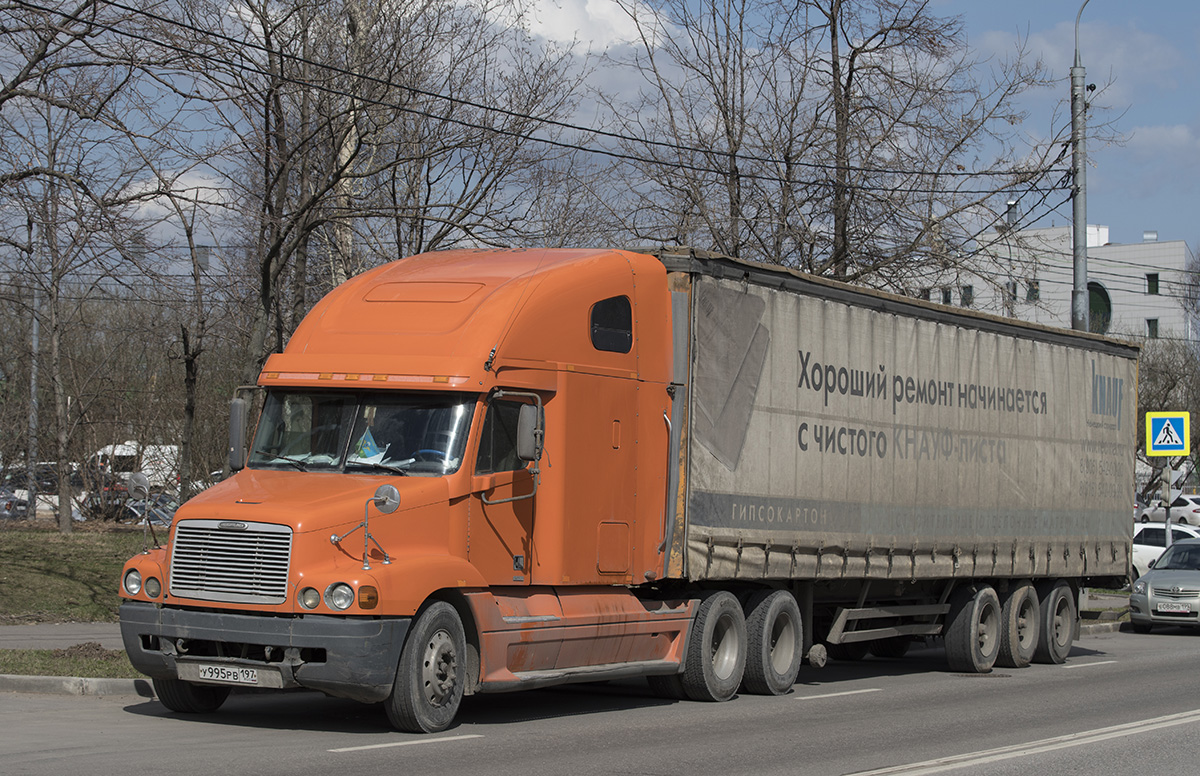 Москва, № У 995 РВ 197 — Freightliner Century Class