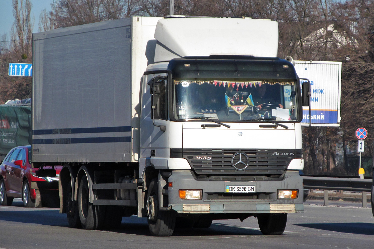 Ровненская область, № ВК 3598 ВМ — Mercedes-Benz Actros ('1997) 2535