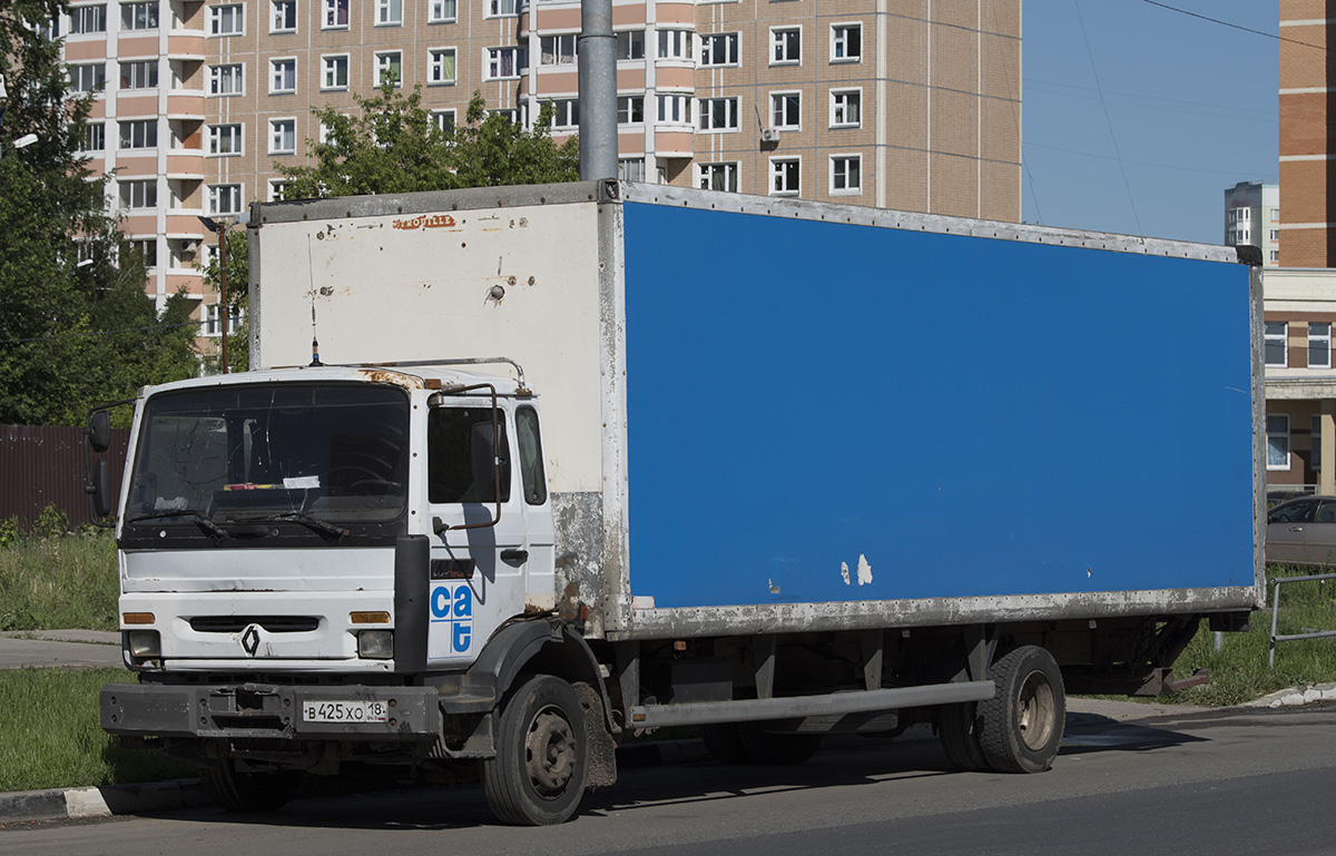 Московская область, № В 425 ХО 18 — Renault Midliner