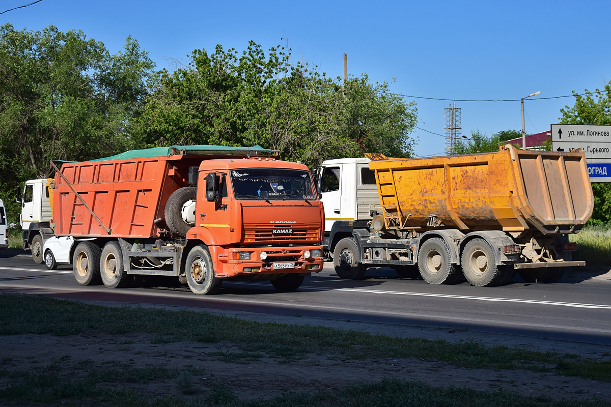 Волгоградская область, № А 565 РХ 34 — КамАЗ-6520-06 [65200F]; Волгоградская область, № А 517 УР 134 — МАЗ-6501W6