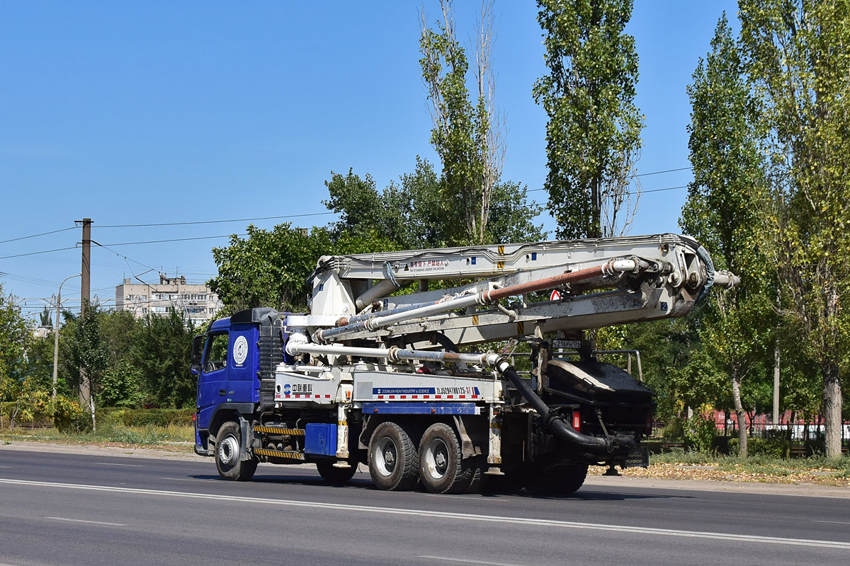 Волгоградская область, № Е 216 РН 134 — Volvo ('2002) FM12.400