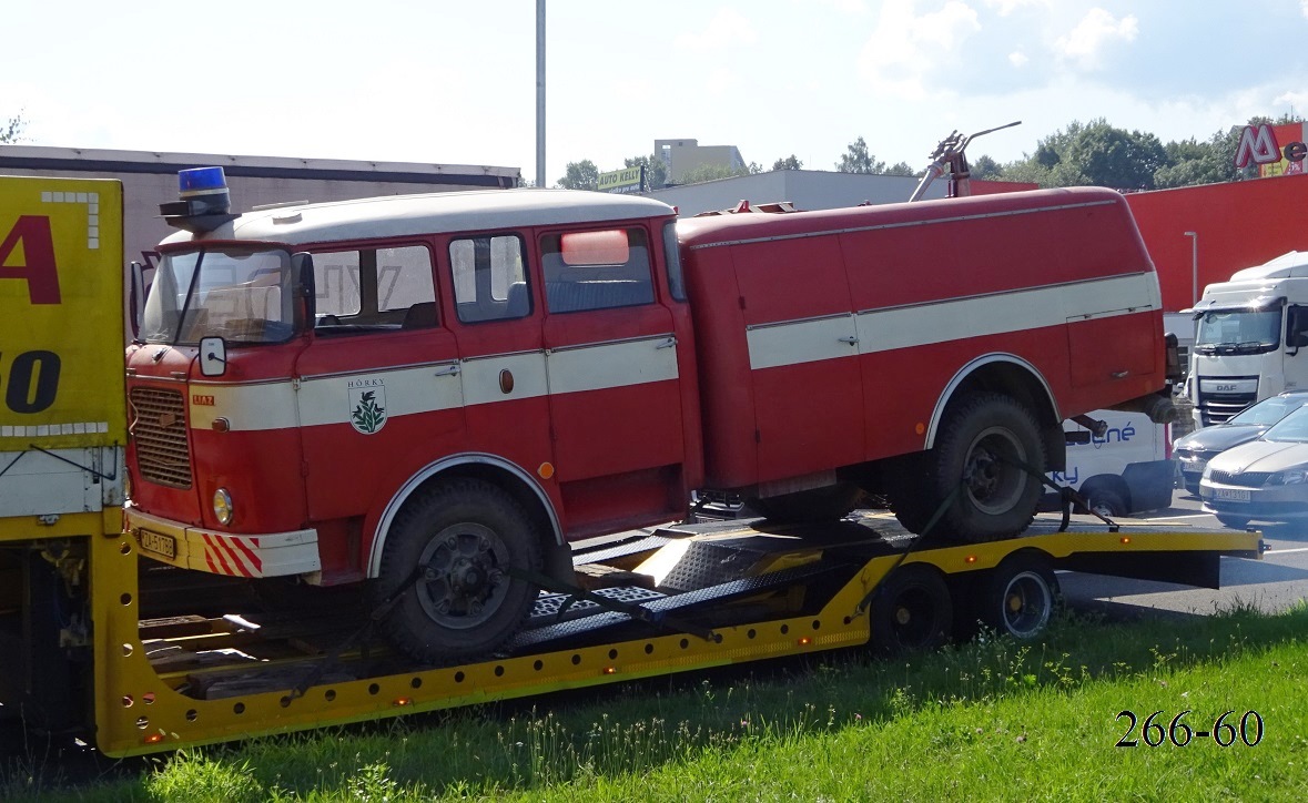 Словакия, № ZA-517BB — Škoda 706 RT