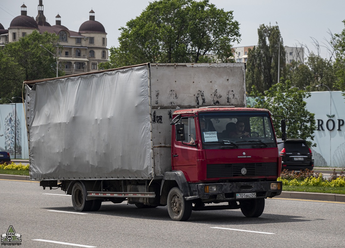 Алматинская область, № 701 BRZ 05 — Mercedes-Benz LK 817