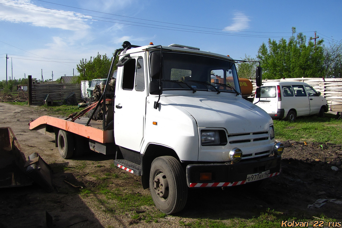 Алтайский край, № В 977 АУ 142 — ЗИЛ-5301ЕО "Бычок"