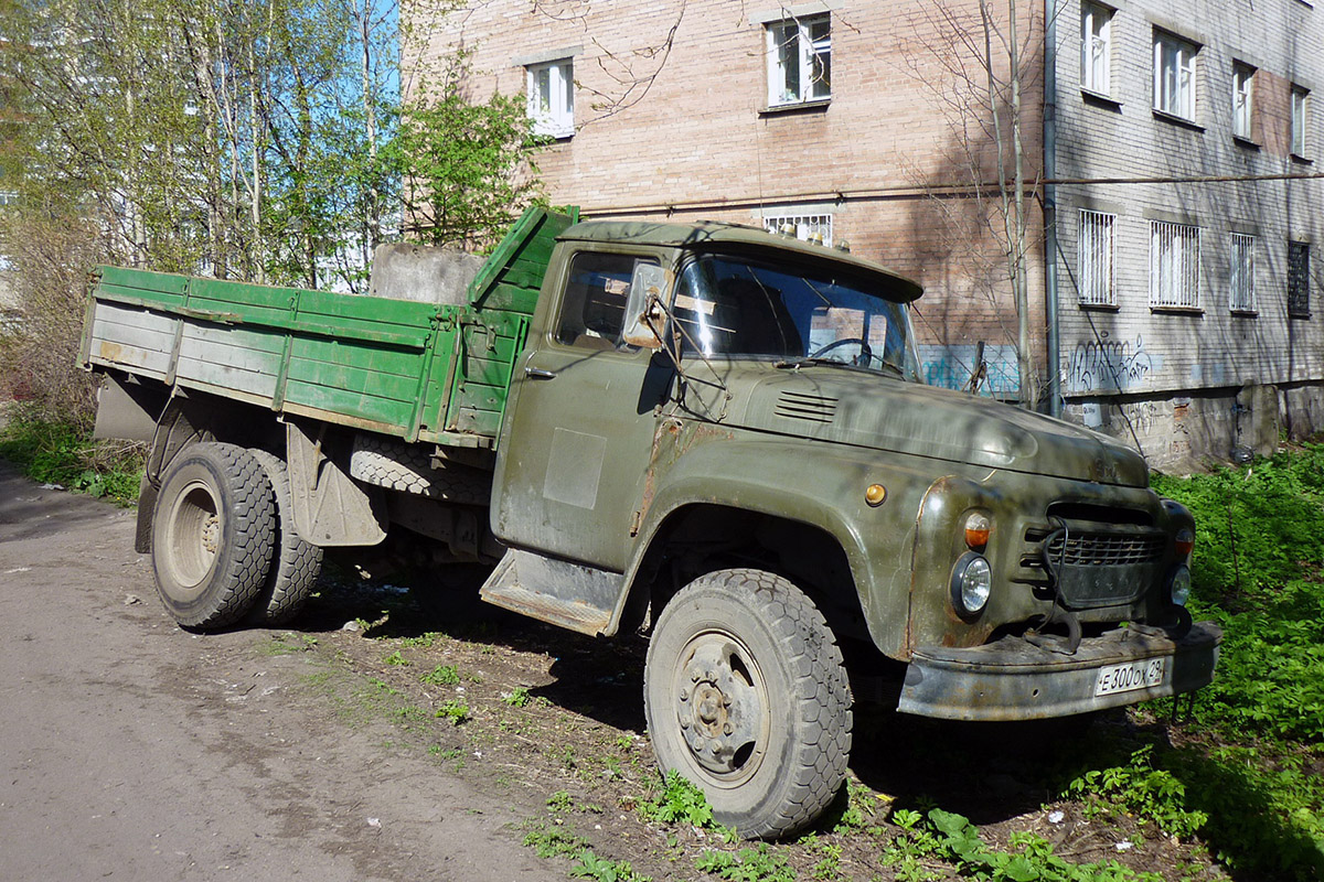 Архангельская область, № Е 300 ОХ 29 — ЗИЛ-130