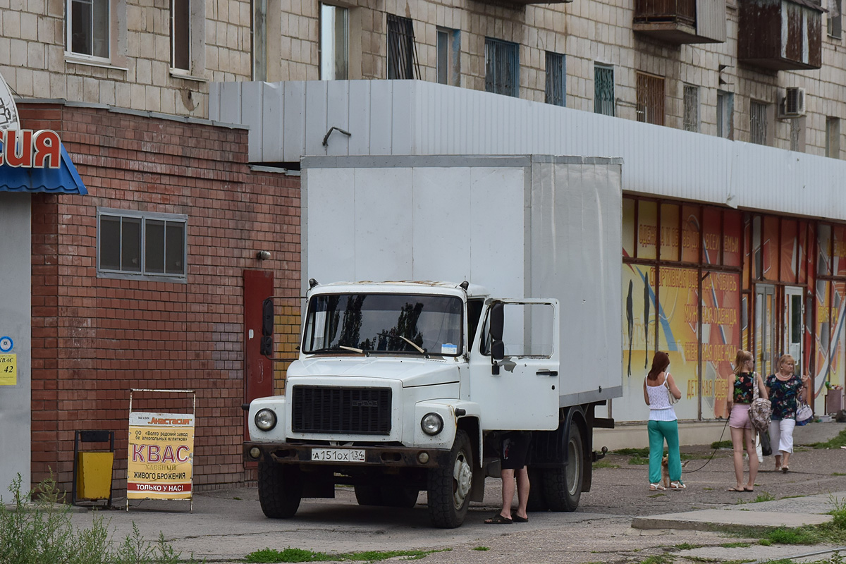 Волгоградская область, № А 151 ОХ 134 — ГАЗ-3309