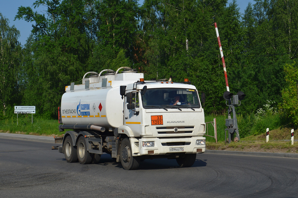 Волгоградская область, № О 594 ОО 134 — КамАЗ-65115-L4