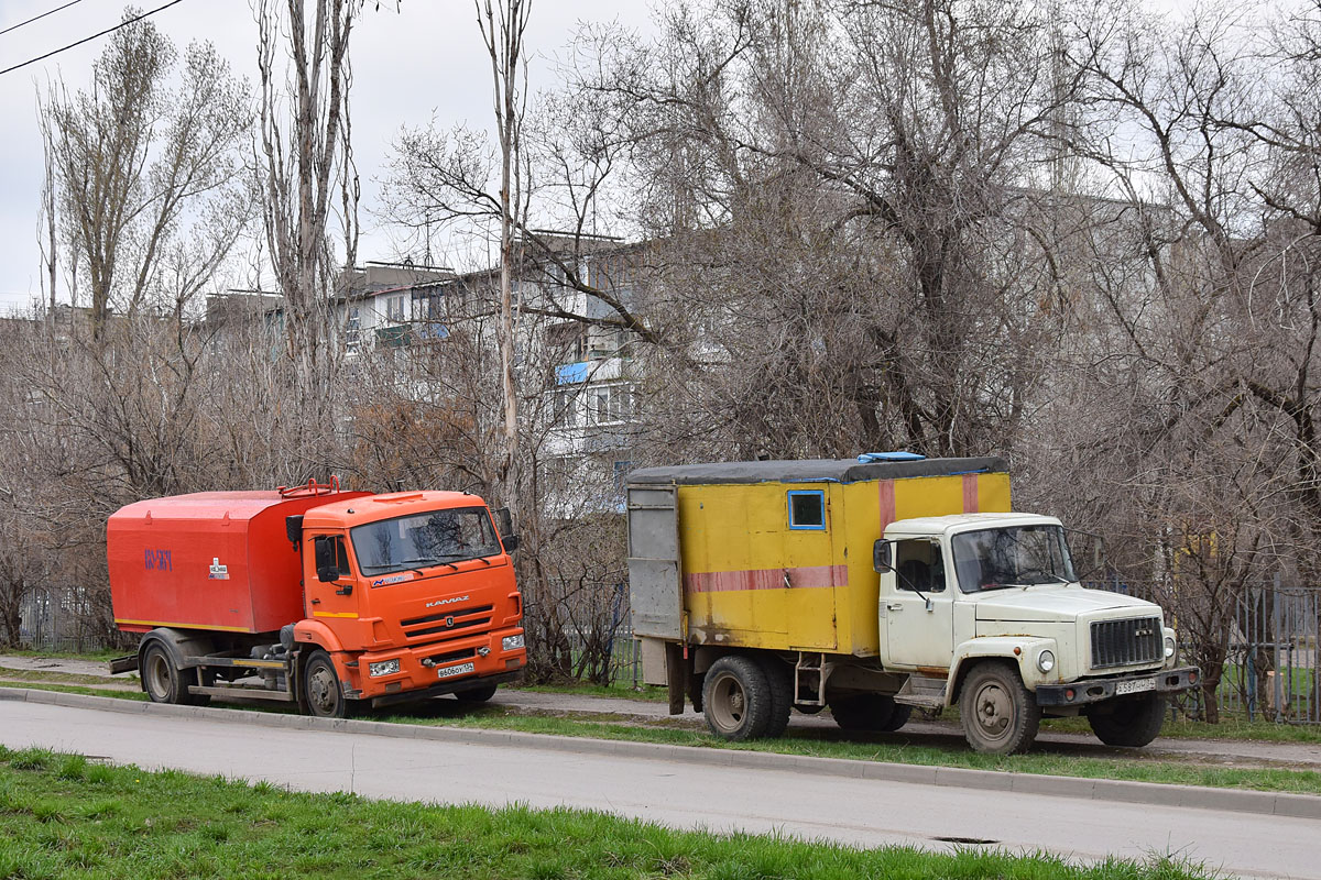 Волгоградская область, № В 606 ОУ 134 — КамАЗ-43253-R4; Волгоградская область, № А 587 НМ 34 — ГАЗ-3307