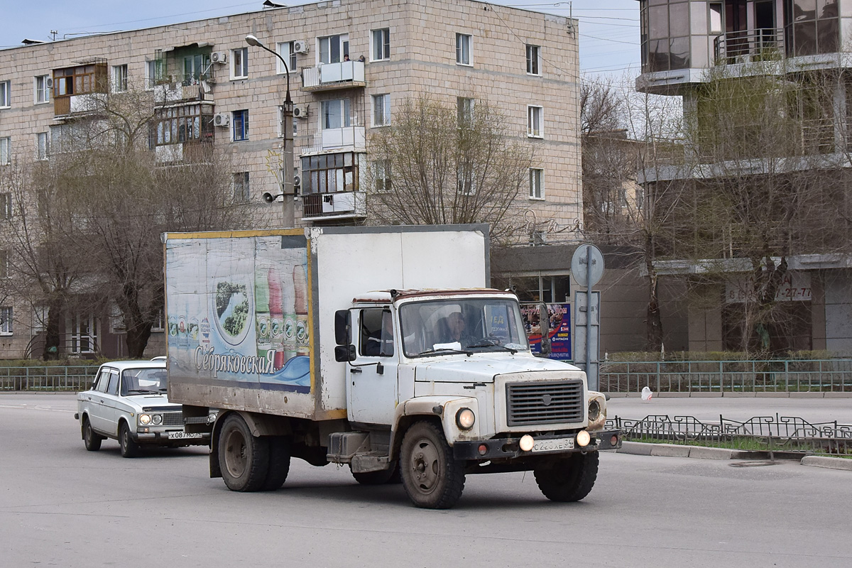 Волгоградская область, № С 223 ХЕ 34 — ГАЗ-3309