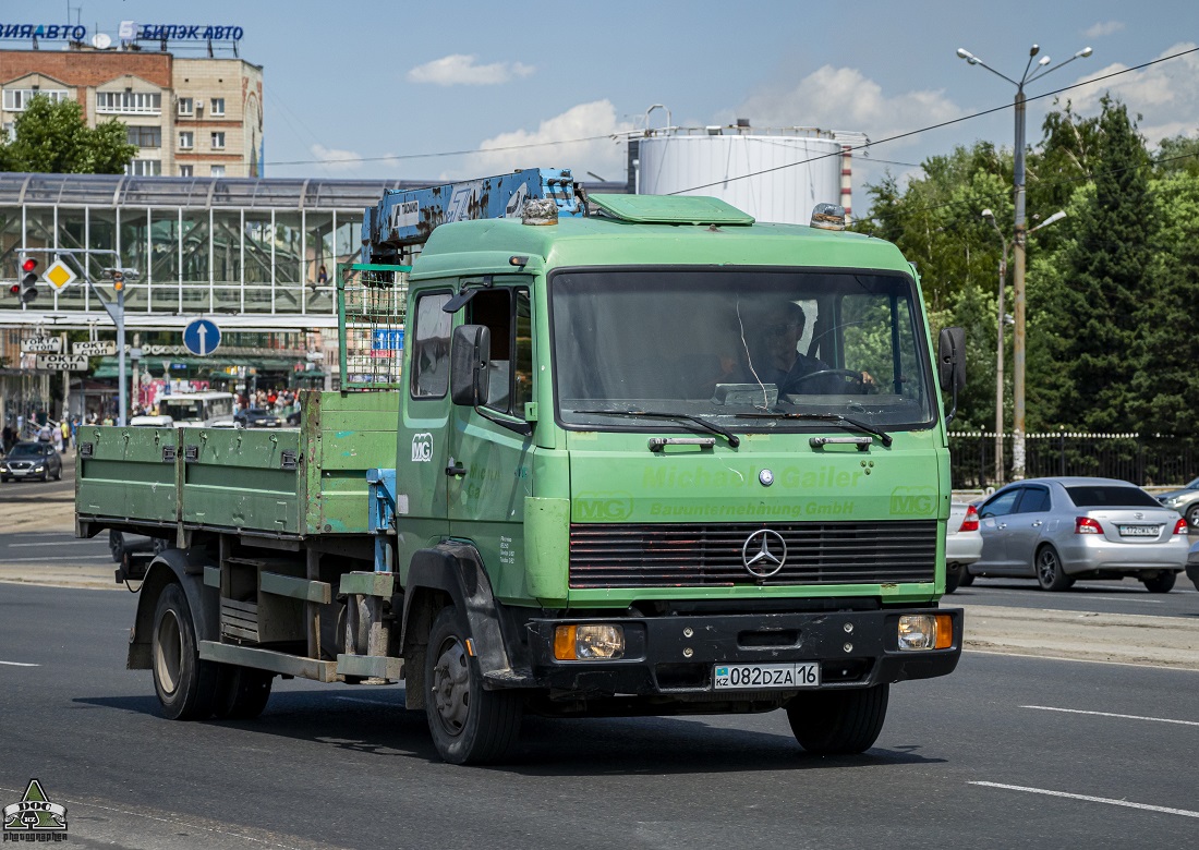 Восточно-Казахстанская область, № 082 DZA 16 — Mercedes-Benz LK 817