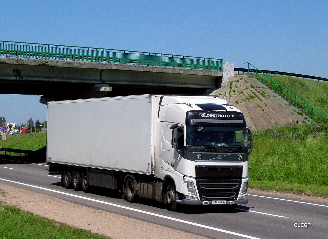 Смоленская область, № А 126 ВР 67 — Volvo ('2012) FH.460