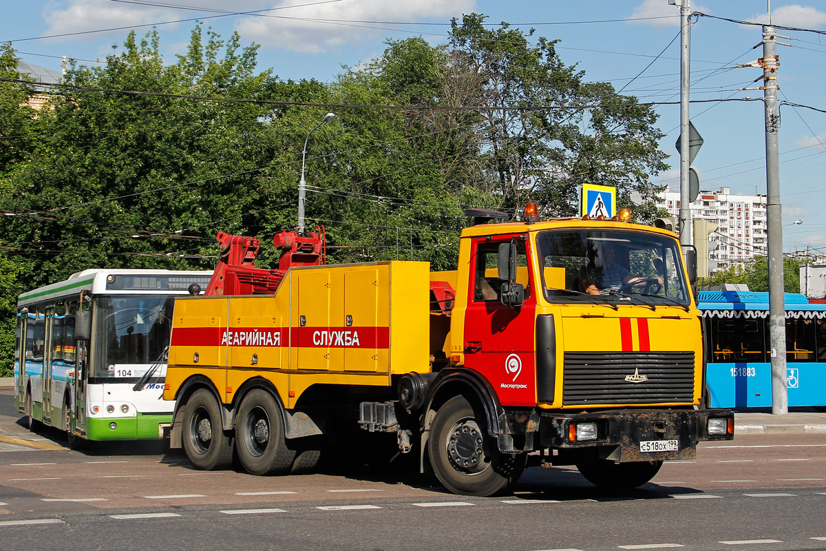 Москва, № 390 — МАЗ-6303A5