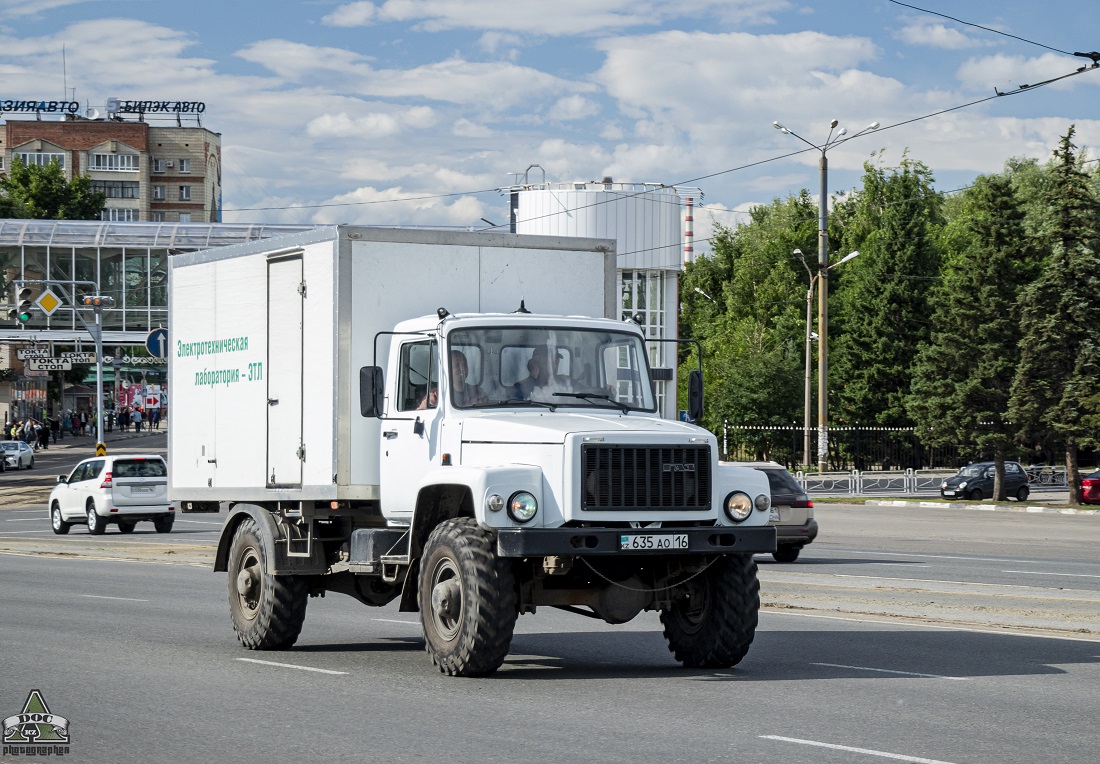 Восточно-Казахстанская область, № 635 AO 16 — ГАЗ-33081 «Садко»