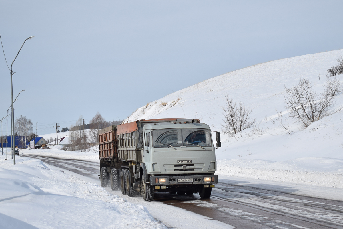 Алтайский край, № У 140 КА 42 — КамАЗ-5320