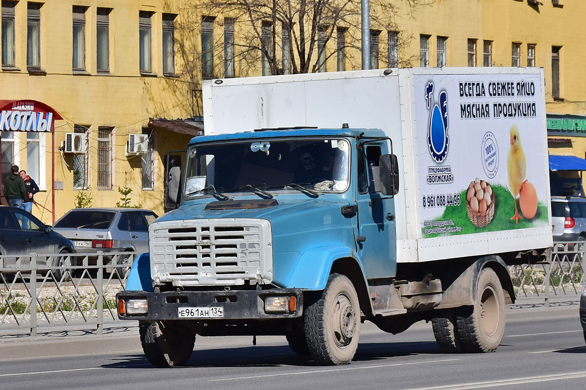 Волгоградская область, № Е 961 АН 134 — ЗИЛ-432932