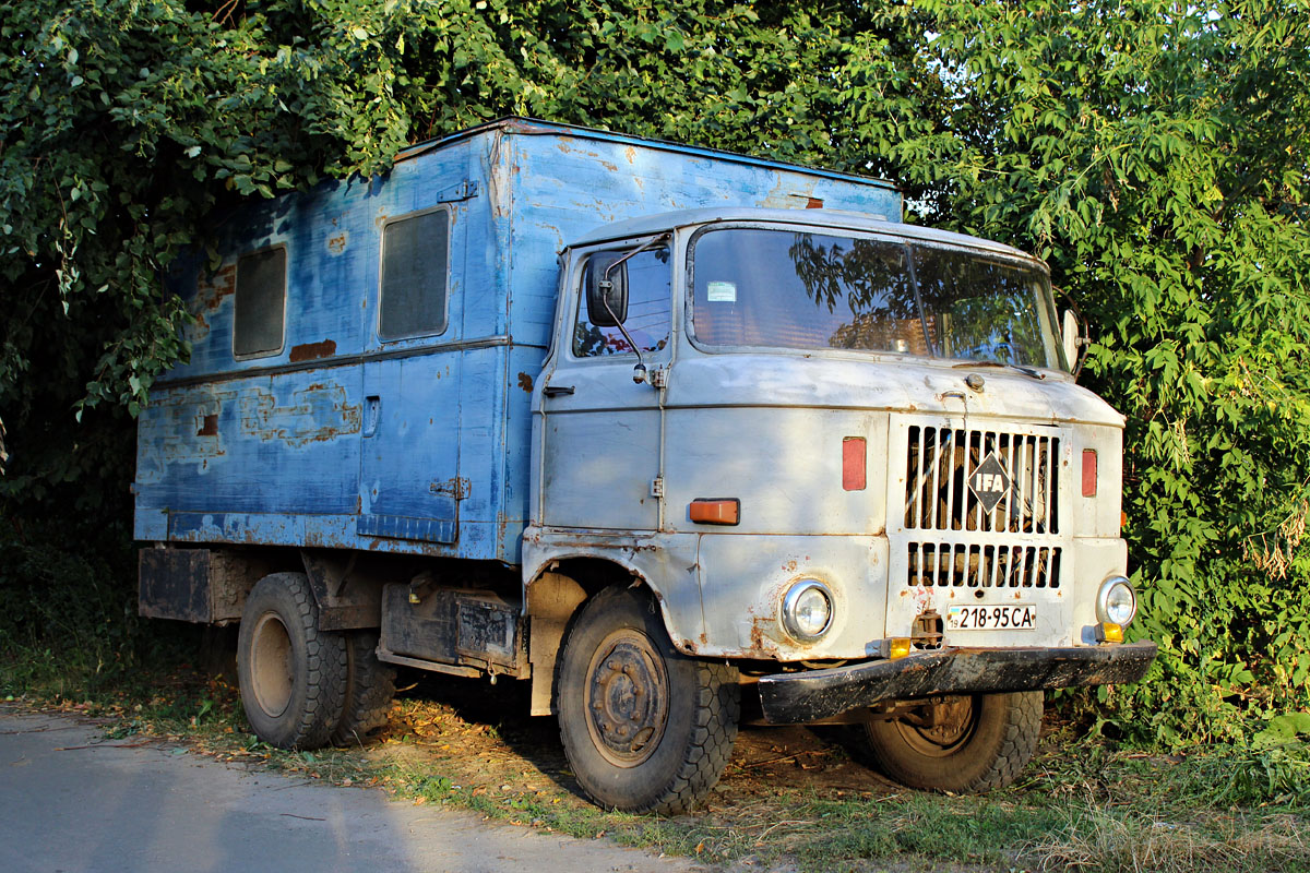 Сумская область, № 218-95 СА — IFA W50L/WK