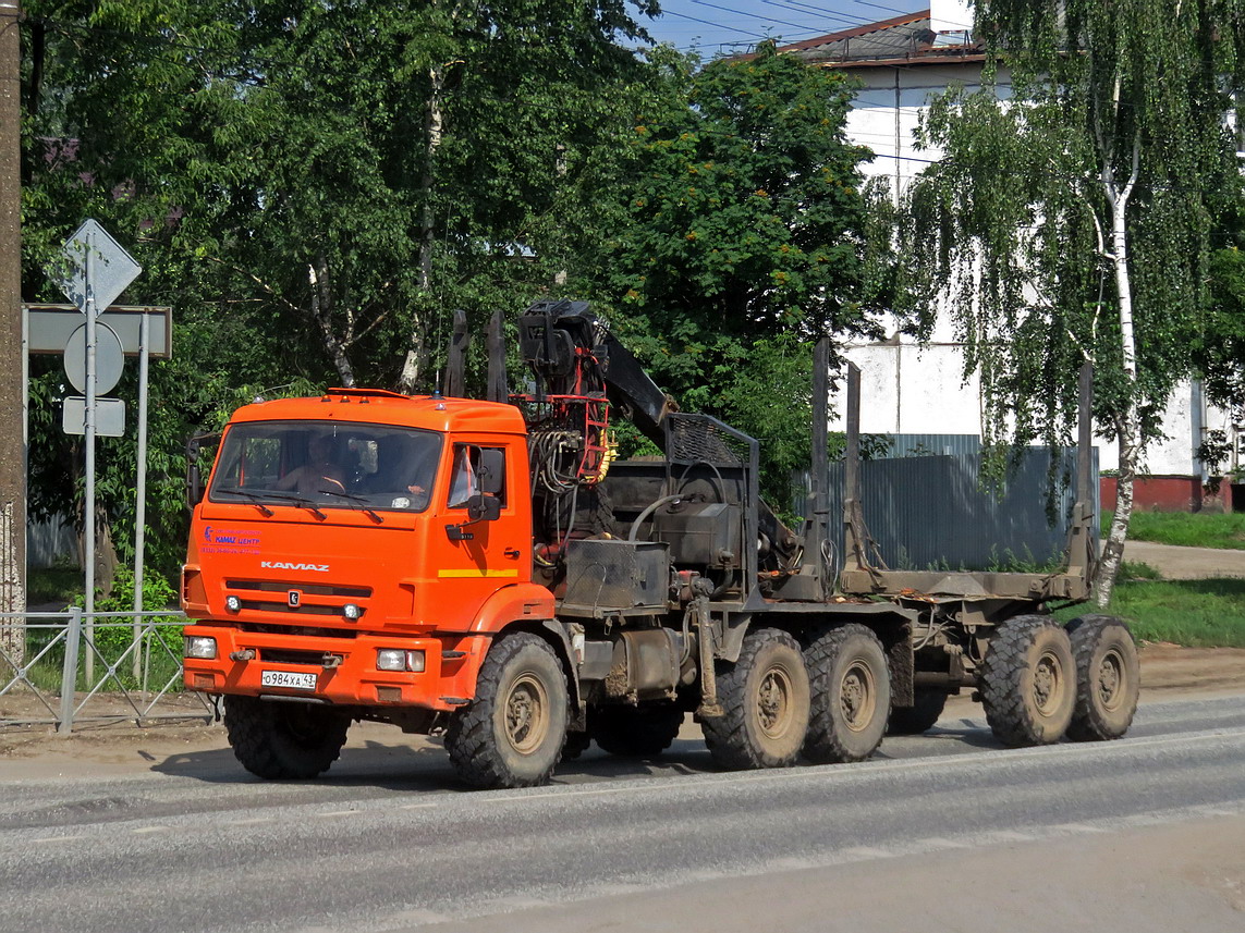 Кировская область, № О 984 ХА 43 — КамАЗ-43118-46