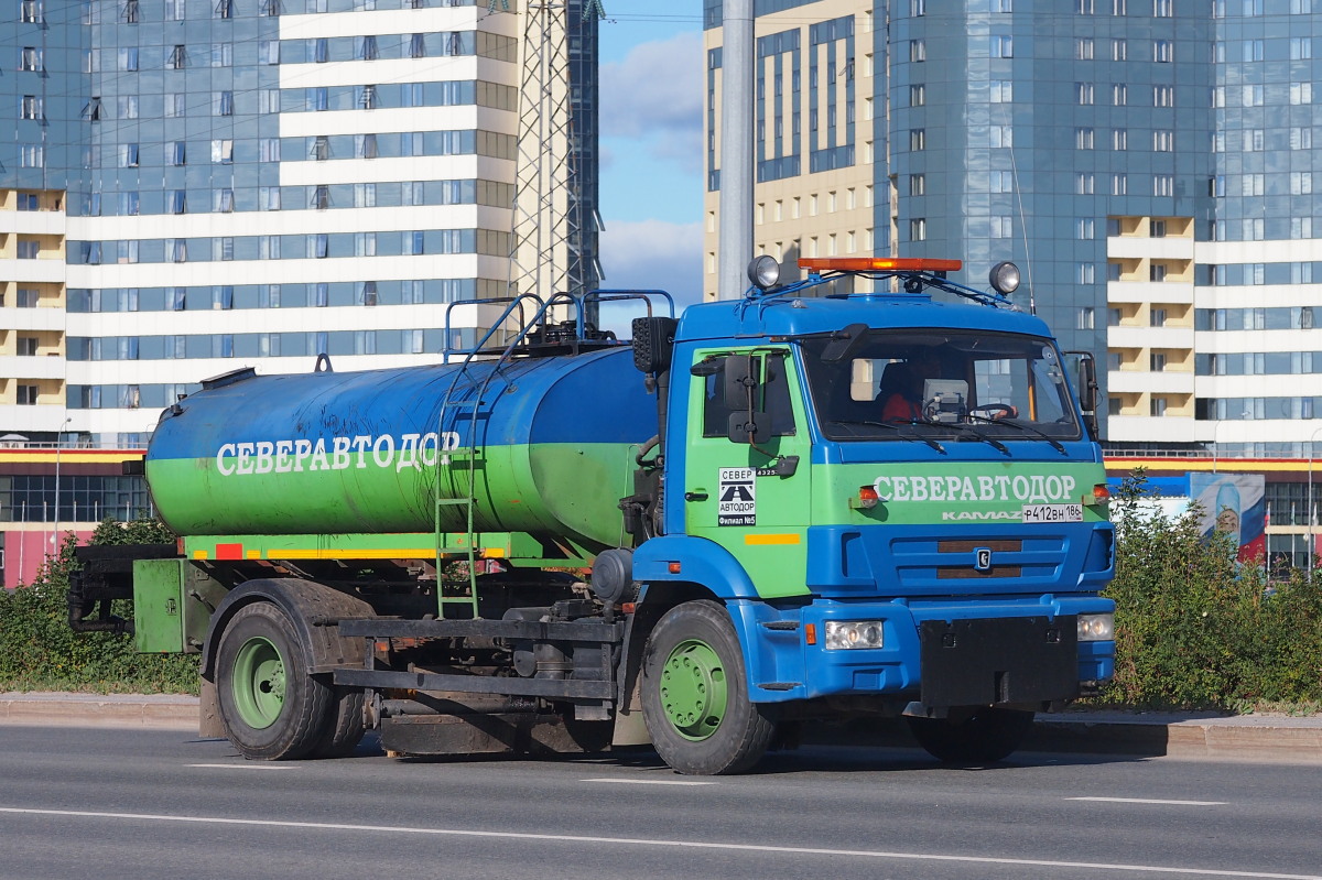 Ханты-Мансийский автоном.округ, № Р 412 ВН 186 — КамАЗ-43253 (общая модель)