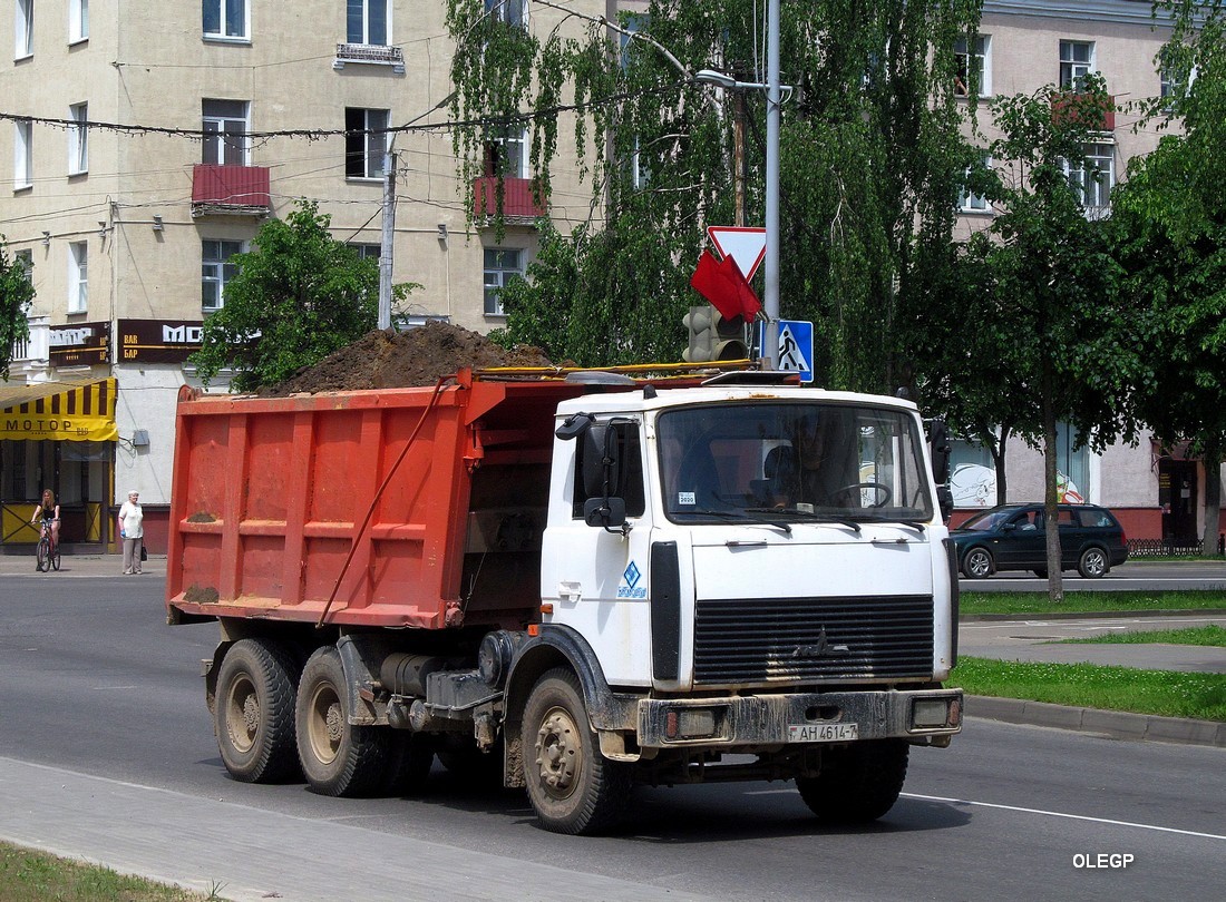 Минск, № АН 4614-7 — МАЗ-5516 (общая модель)