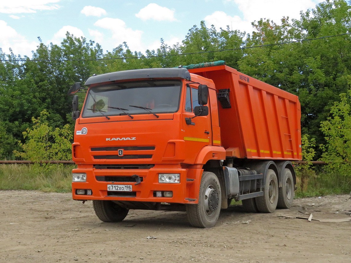 Санкт-Петербург, № Е 712 ХО 198 — КамАЗ-6520-43