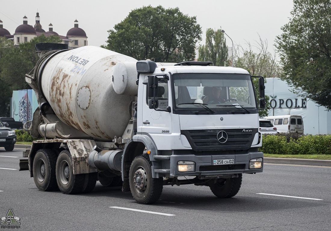 Алматы, № 258 CR 02 — Mercedes-Benz Axor 3028