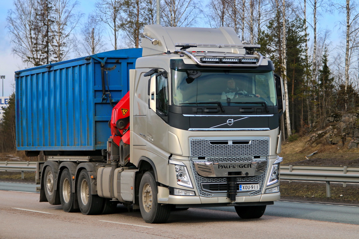 Финляндия, № XOU-911 — Volvo ('2012) FH.540