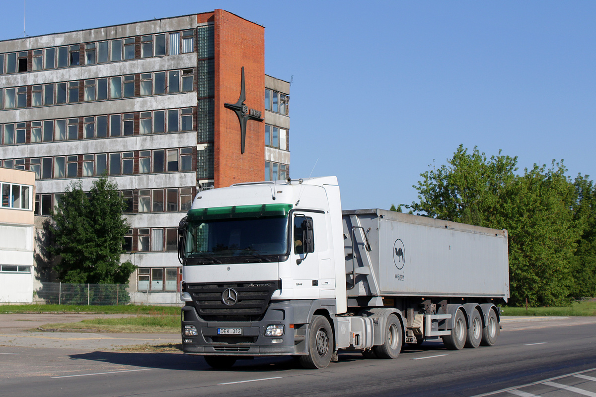 Литва, № DEK 312 — Mercedes-Benz Actros ('2003) 1844