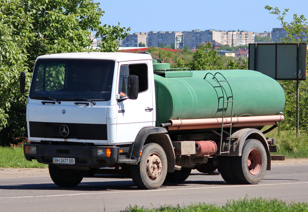 Одесская область, № ВН 2477 ВВ — Mercedes-Benz LK 1320