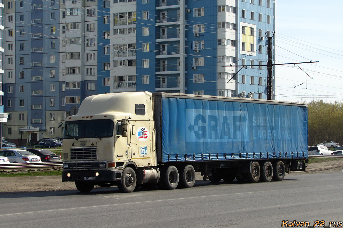 Свердловская область, № Т 145 ХУ 96 — International 9800; Ekaterinburg Truck Service (ETS) (Алтайский край)