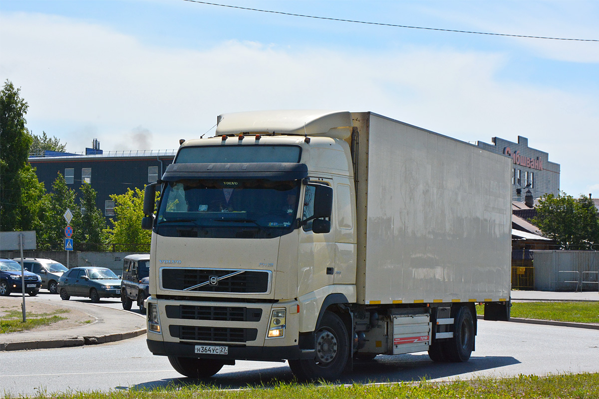 Хабаровский край, № Н 364 УС 27 — Volvo ('2002) FH-Series