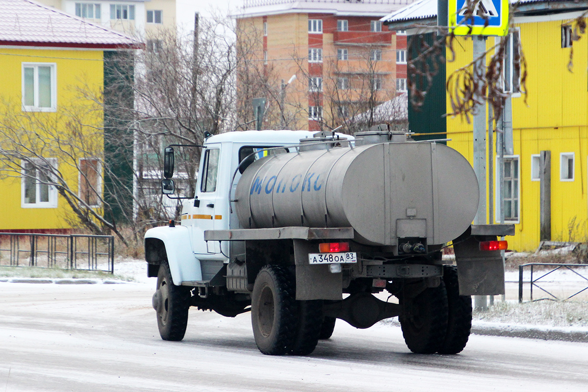 Ненецкий автономный округ, № А 348 ОА 83 — ГАЗ-33086 «Земляк»