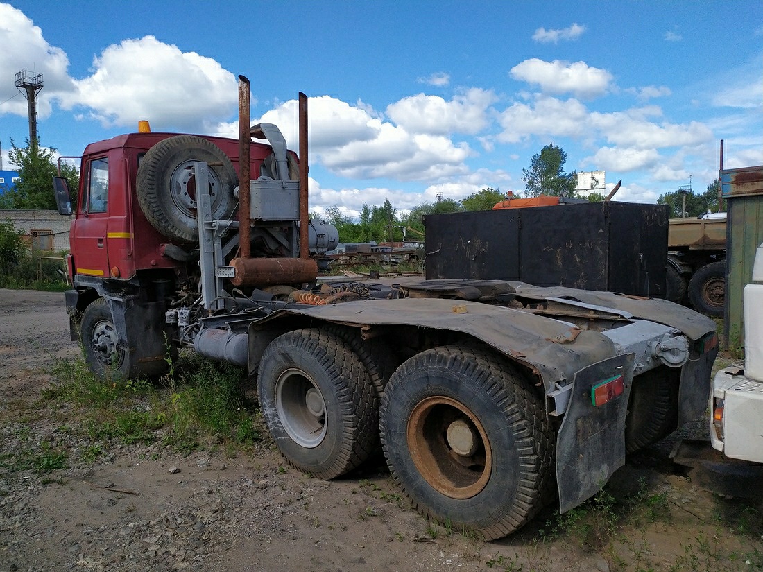 Удмуртия, № С 876 КО 18 — Tatra 815 S1