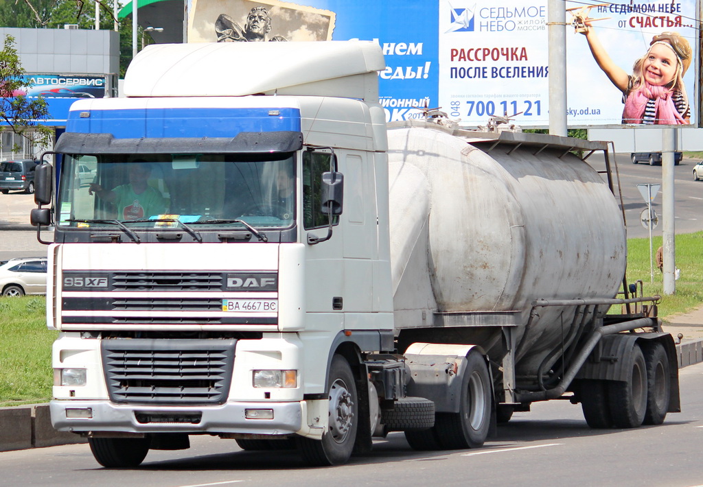 Кировоградская область, № ВА 4667 ВС — DAF 95XF FT