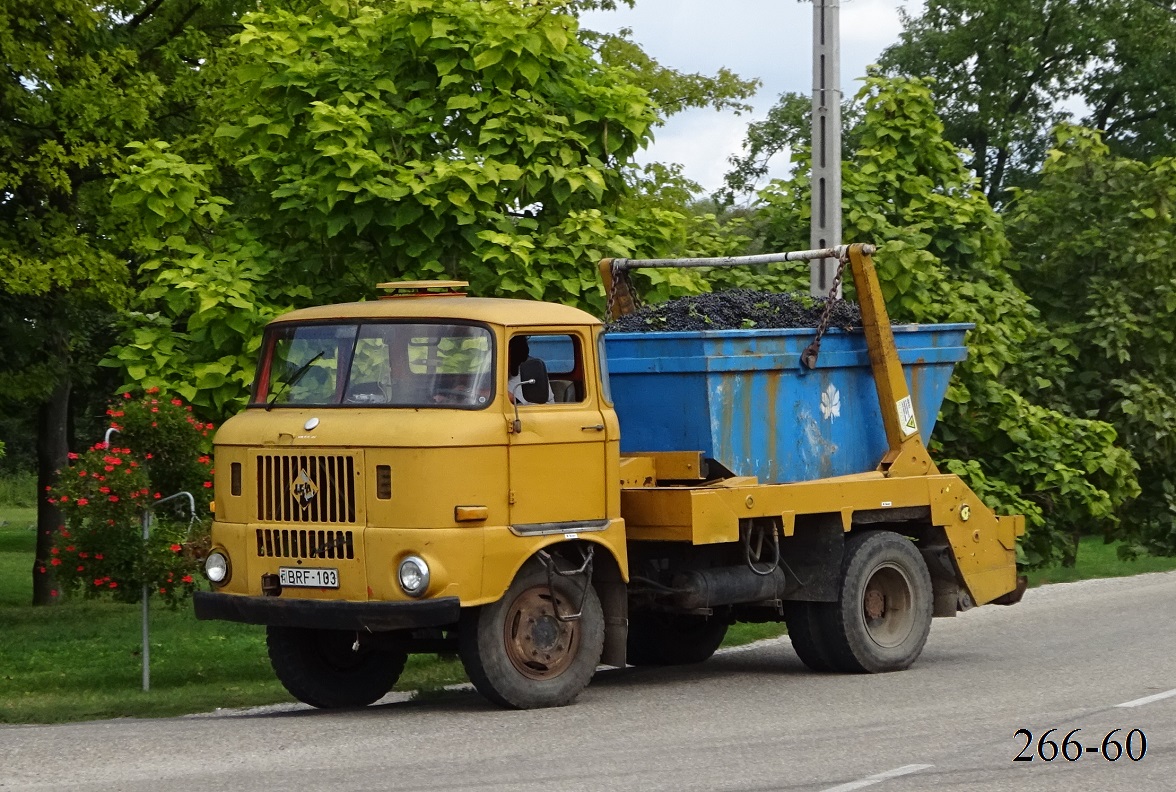 Венгрия, № BRF-103 — IFA W50L/K; Венгрия — Сбор винограда в Венгрии