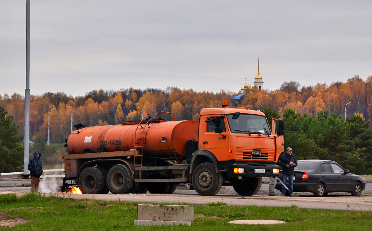 Москва, № О 378 ТТ 197 — КамАЗ-65115-D3(97)