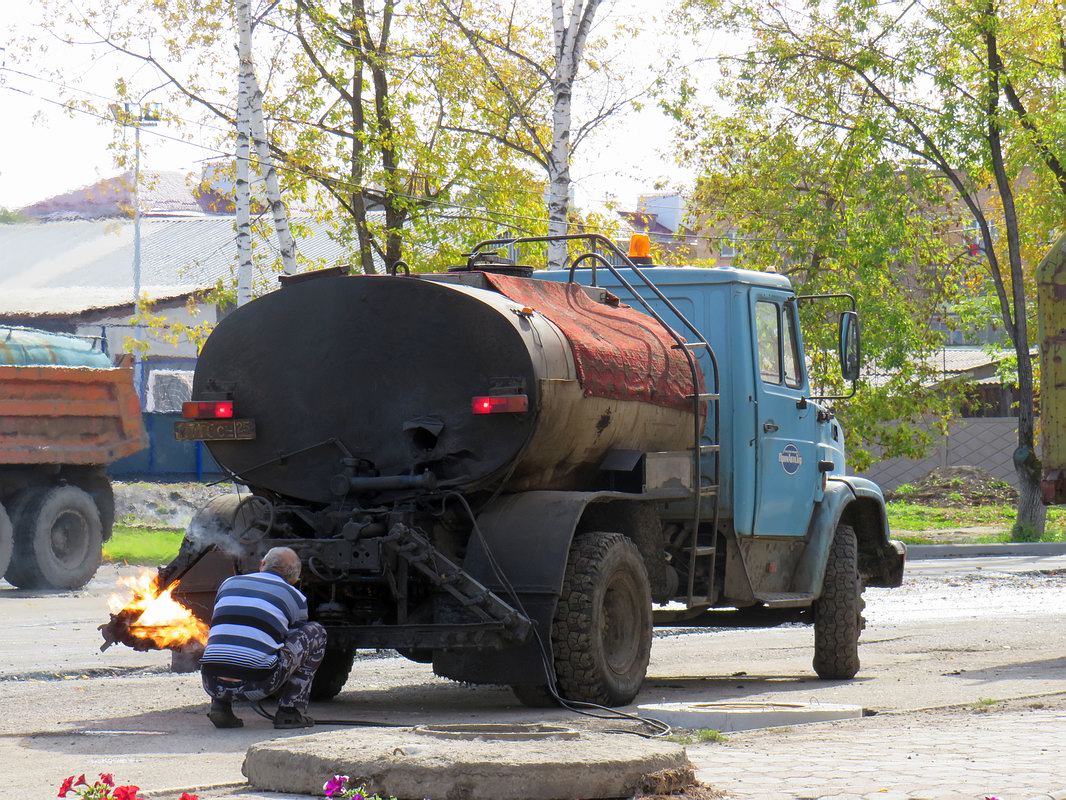 Приморский край, № К 775 СЕ 25 — ЗИЛ-433362 (УАМЗ)