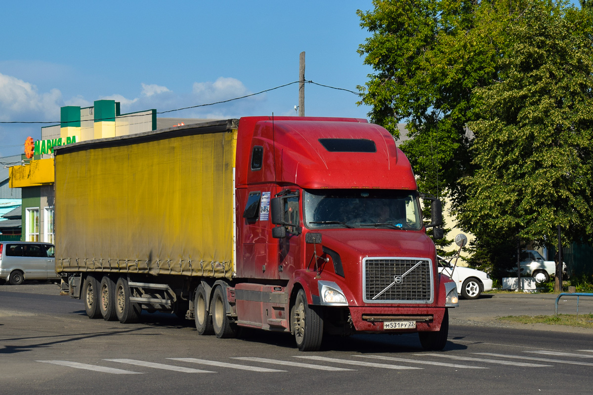 Алтайский край, № М 531 РУ 22 — Volvo VNL780