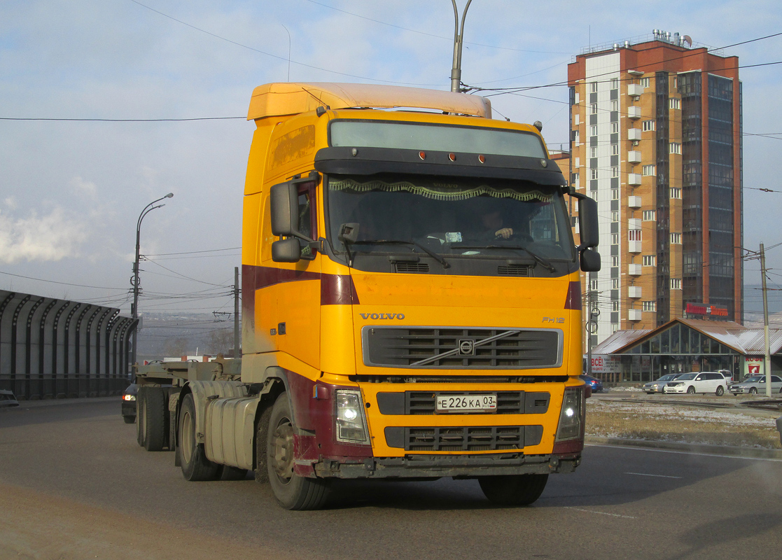 Бурятия, № Е 226 КА 03 — Volvo ('2002) FH12.380