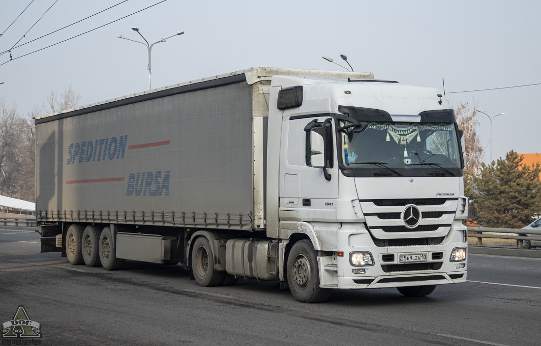 Костанайская область, № 569 LZA 10 — Mercedes-Benz Actros ('2009) 1841