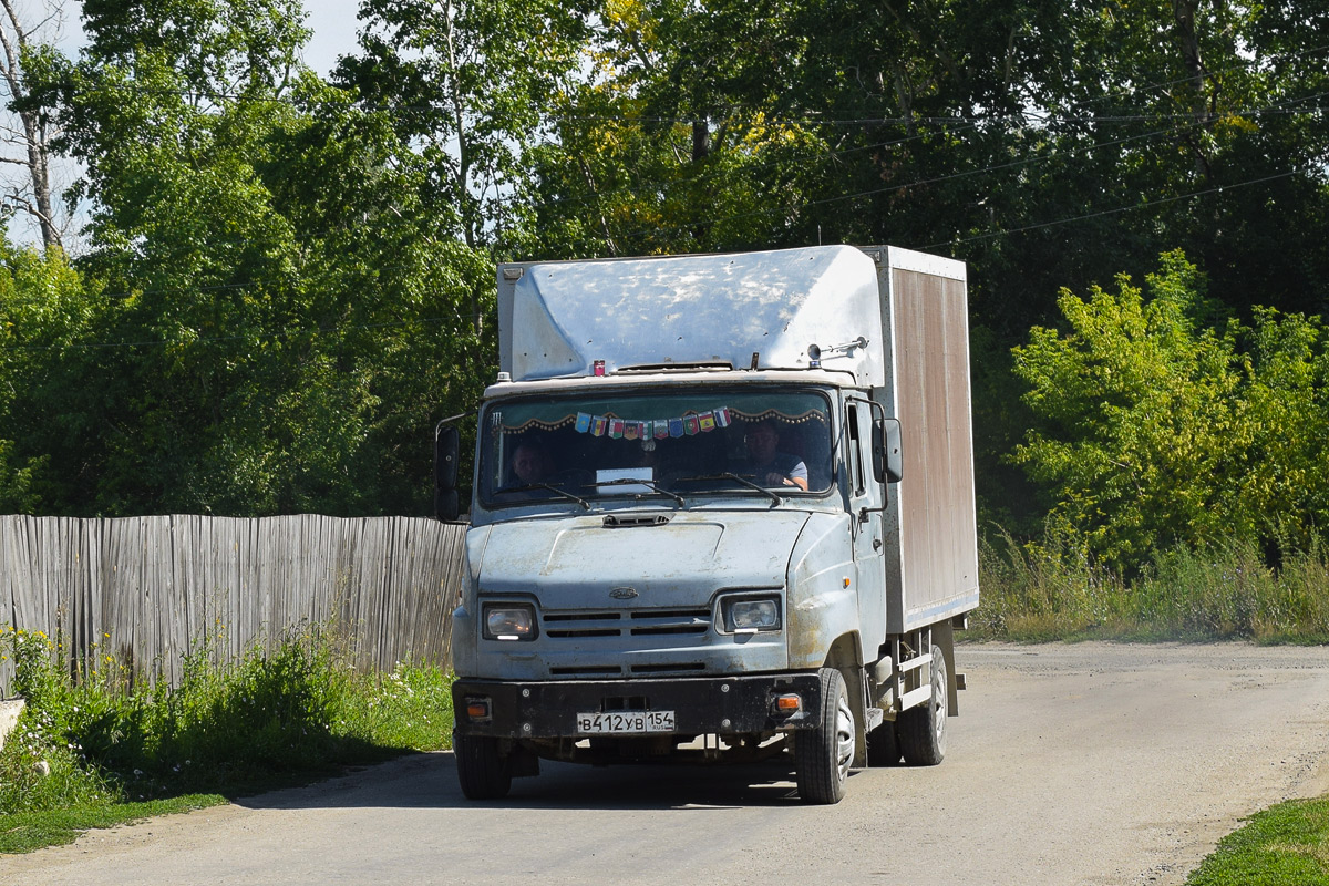 Новосибирская область, № В 412 УВ 154 — ЗИЛ-5301ЮО "Бычок"