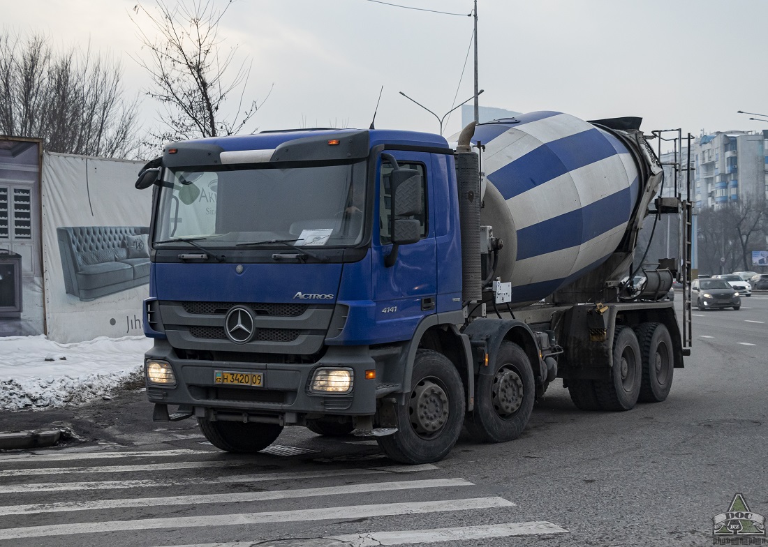 Карагандинская область, № H 3420 09 — Mercedes-Benz Actros ('2009) 4141