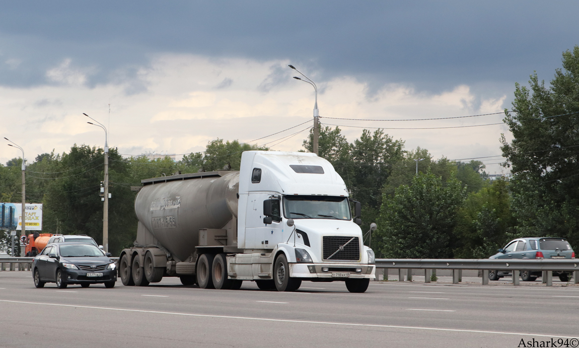 Красноярский край, № С 710 АУ 17 — Volvo VNL670