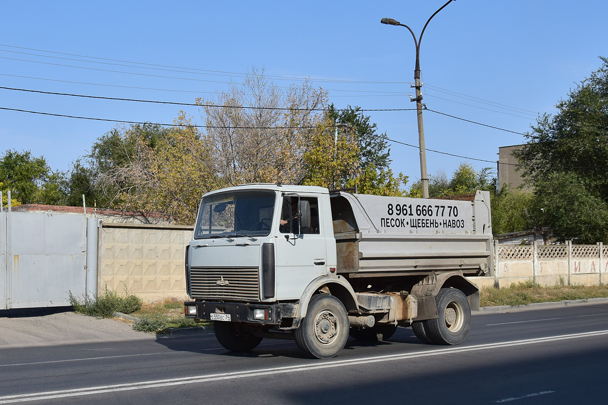 Волгоградская область, № С 550 ЕС 34 — МАЗ-555102