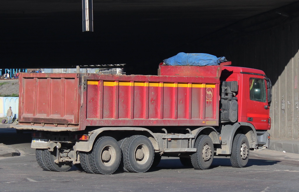 Винницкая область, № АВ 8102 ВХ — Mercedes-Benz Actros ('2003)