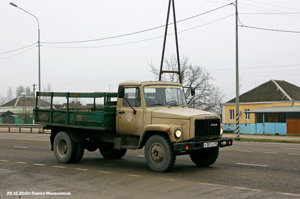 Краснодарский край, № Р 387 СУ 93 — ГАЗ-33073