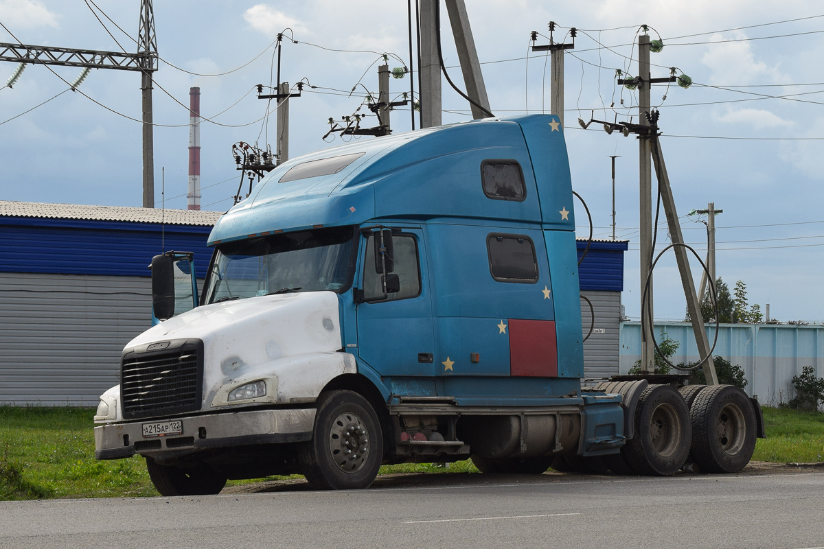 Алтайский край, № А 215 АР 122 — Volvo VNL770